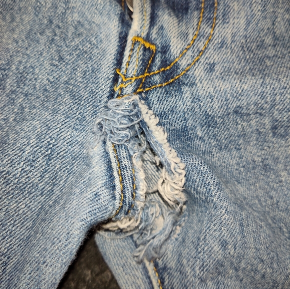 Levi's 501 Jeans - Picture 15 of 15